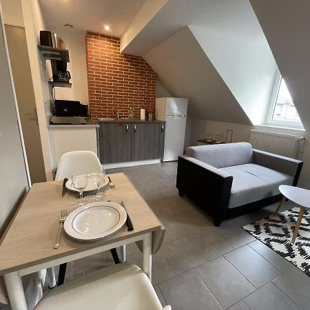 Le Mansard, Atypique, Gare Et Tramway 4Min A Pied Apartment Luaran gambar